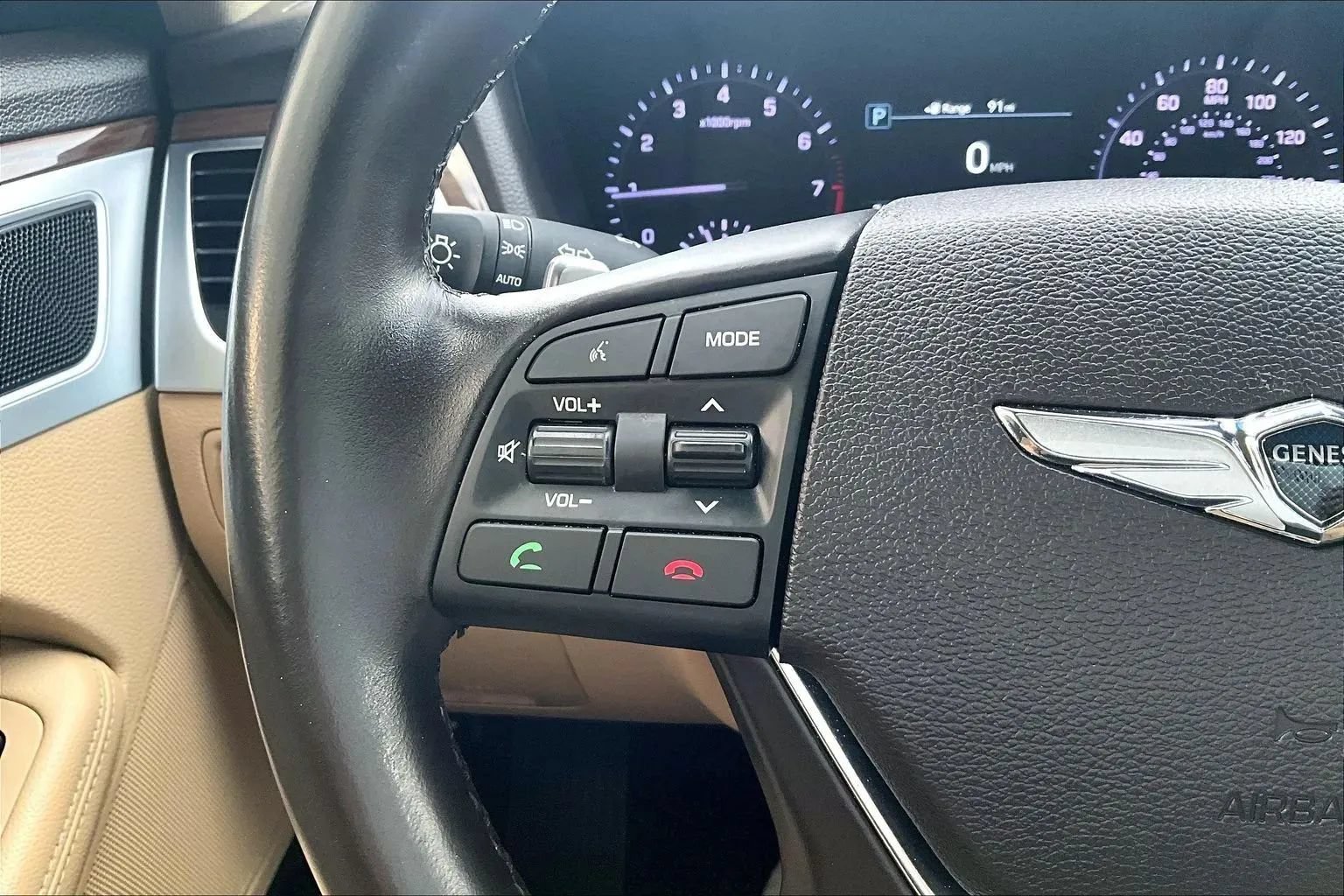 Used 2018 Genesis G80 3.8 RWD image 38