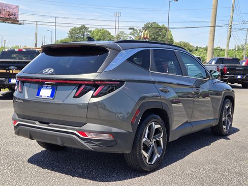 Used 2022 Hyundai Tucson SEL w/ Convenience + Premium Package FWD image 8
