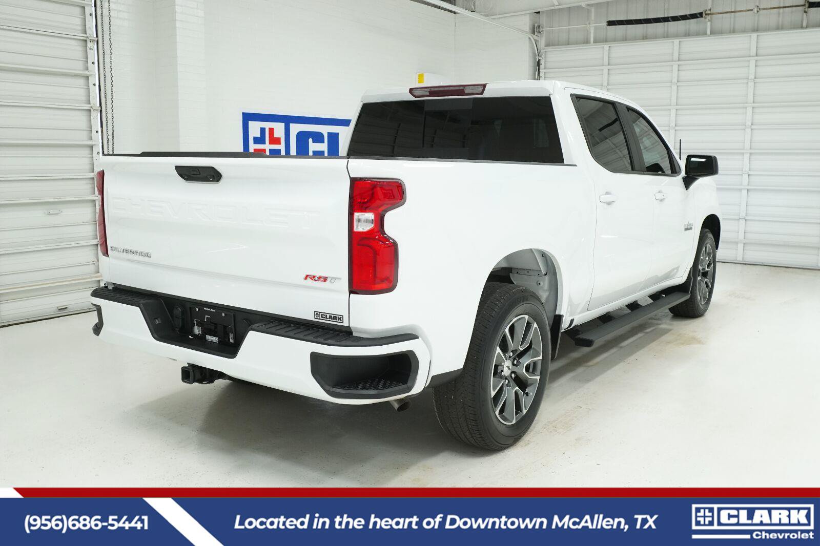 Used 2025 Chevrolet Silverado 1500 RST w/ Texas Edition Plus RWD image 4