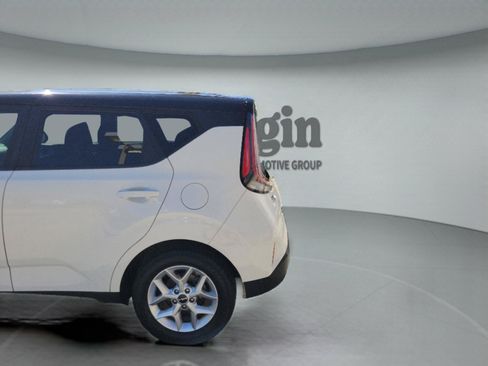 Used 2024 Kia Soul S FWD image 30