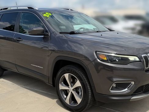 Used 2020 Jeep Cherokee Limited AWD/4WD image 7