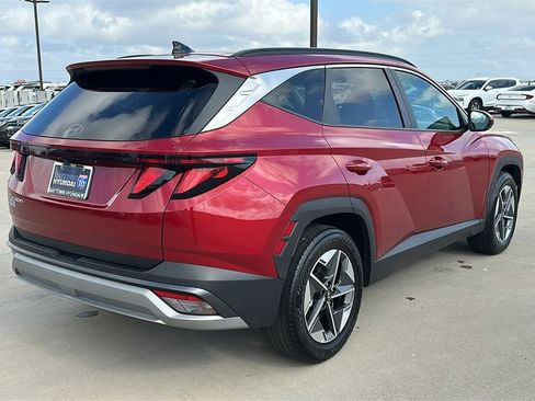 Used 2025 Hyundai Tucson SEL image 12