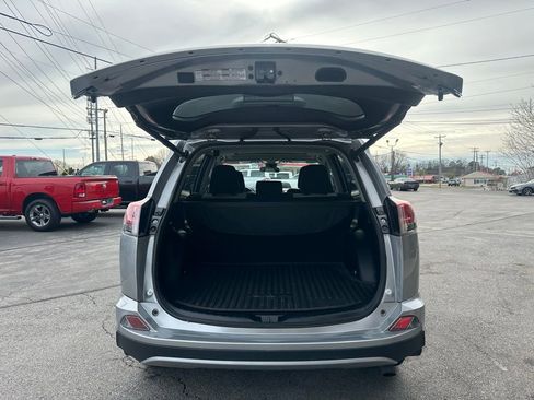 Used 2017 Toyota RAV4 XLE image 5
