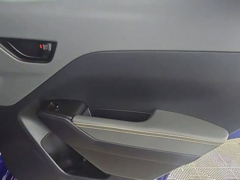 Used 2024 Subaru Crosstrek 2.5i Sport image 11