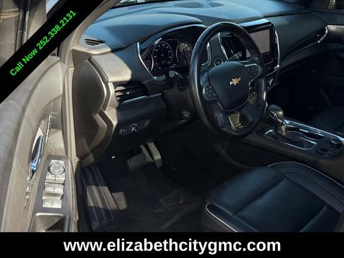 Used 2023 Chevrolet Traverse Premier AWD/4WD image 11