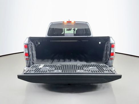 Used 2023 Nissan Frontier SV w/ SV Convenience Package AWD/4WD image 34