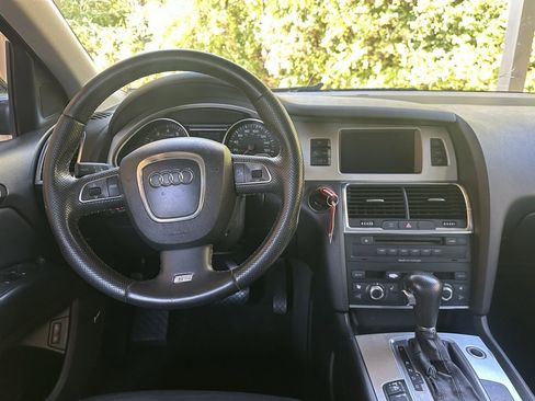 Used 2009 Audi Q7 3.6 Premium image 18