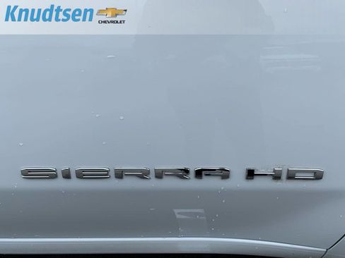 Used 2024 GMC Sierra 2500 SLE w/ SLE Value Package image 10