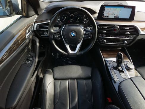 Used 2018 BMW 530e image 22