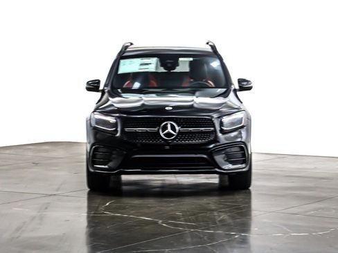 New 2026 Mercedes-Benz GLB 250 image 2