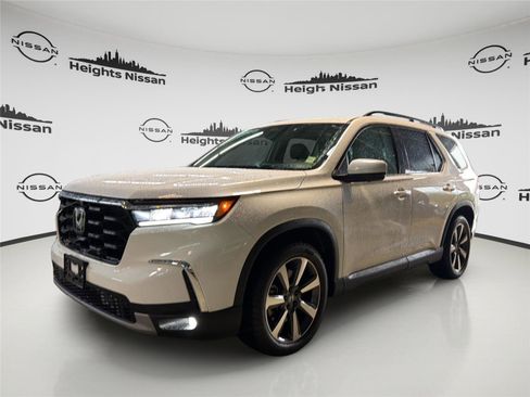 Used 2023 Honda Pilot Elite image 1