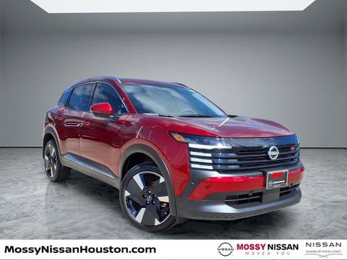 Certified 2025 Nissan Kicks SR image 1