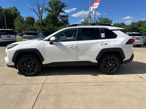 Used 2024 Toyota RAV4 Adventure AWD/4WD image 6