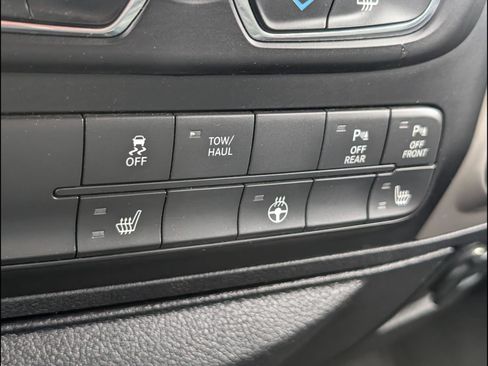 Used 2016 RAM 1500 Big Horn image 15