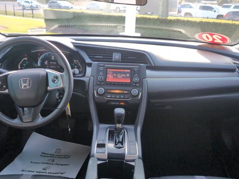Used 2020 Honda Civic LX image 28