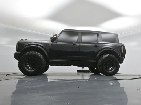 Used 2023 Ford Bronco Badlands AWD/4WD image 7