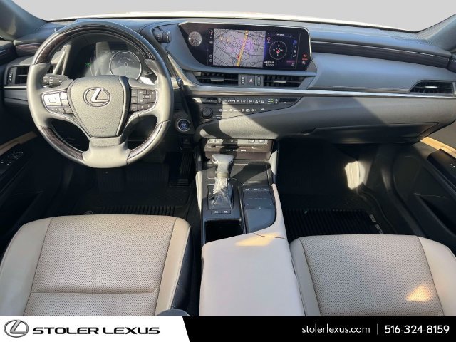 Used 2020 Lexus ES 300h w/ Premium Package FWD image 18