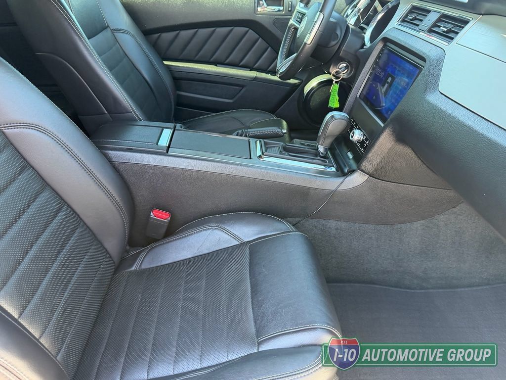 Used 2014 Ford Mustang GT Premium RWD image 14