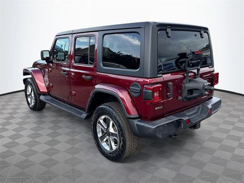 Used 2021 Jeep Wrangler Unlimited Sahara image 8