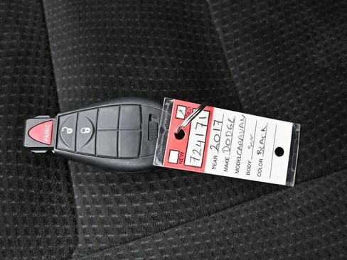 Used 2017 Dodge Grand Caravan SE w/ Power Window Group image 25