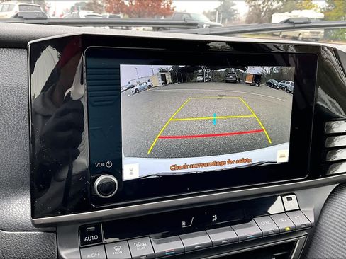 Certified 2025 Toyota Camry LE image 27