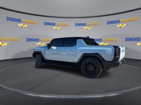 Used 2025 GMC Hummer EV 2X image 9