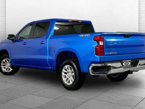 Used 2025 Chevrolet Silverado 1500 LT AWD/4WD image 11
