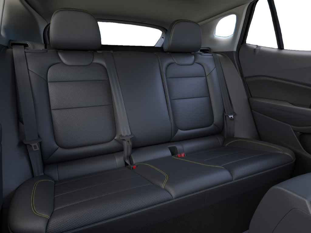 New 2026 Chevrolet Trax ACTIV w/ Driver Confidence Package FWD image 17