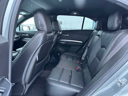 Used 2024 Cadillac XT4 Premium Luxury image 17