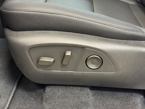 New 2026 Chevrolet Traverse LT w/ Driver Confidence Package image 12