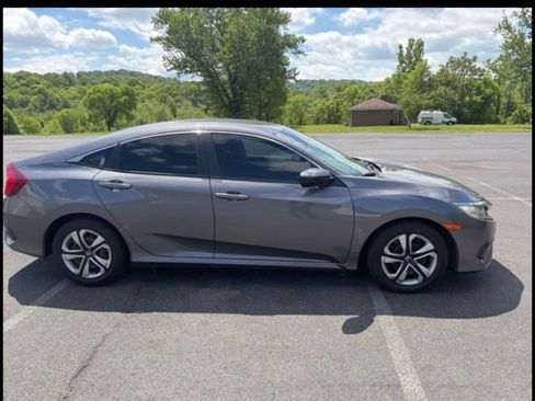 Used 2018 Honda Civic LX image 4