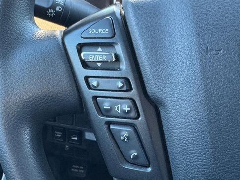 Certified 2022 Nissan Frontier SV w/ Technology Package image 18