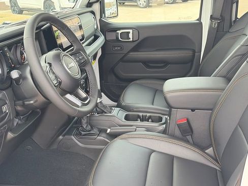 New 2026 Jeep Gladiator Sport image 17