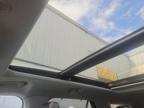 Used 2021 Ford Explorer Limited w/ Equipment Group 301A image 16