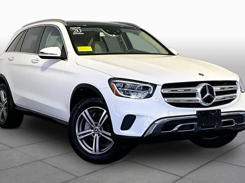 Used 2020 Mercedes-Benz GLC 300 4MATIC image 3