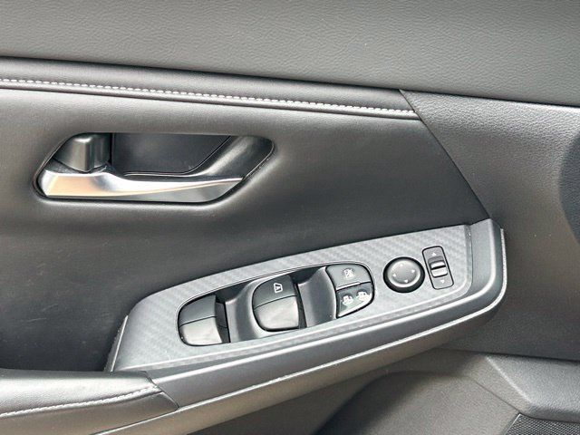 Used 2020 Nissan Sentra SV FWD image 20