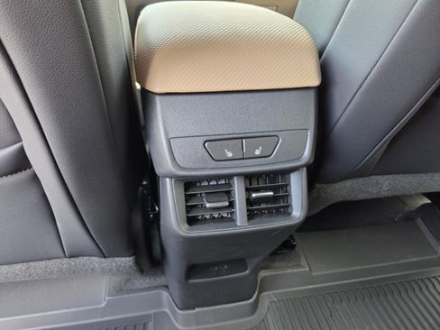 New 2027 Chevrolet Equinox ACTIV w/ Safety and Technology Package FWD image 10