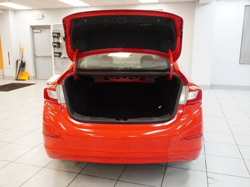 Used 2016 Chevrolet Cruze LT FWD image 9