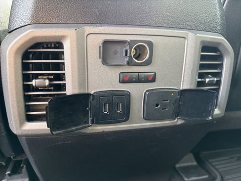 Used 2017 Ford F150 Raptor w/ Equipment Group 802A Luxury image 52