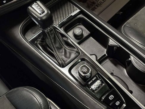 Used 2018 Volvo XC90 T6 R-Design w/ Convenience Package image 30