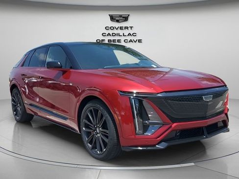 New 2026 Cadillac Lyriq V image 1