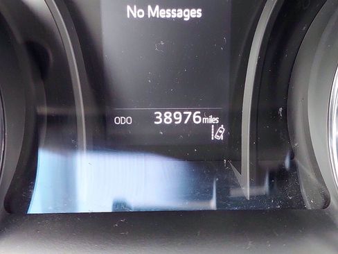 Certified 2019 Toyota Camry LE image 22