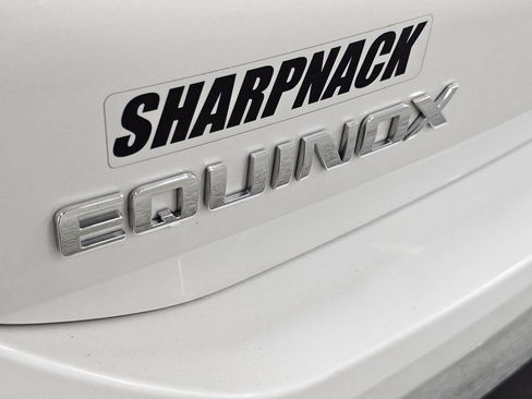 Used 2021 Chevrolet Equinox LT FWD image 27