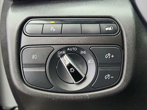 Used 2019 INFINITI QX50 Essential AWD/4WD image 19