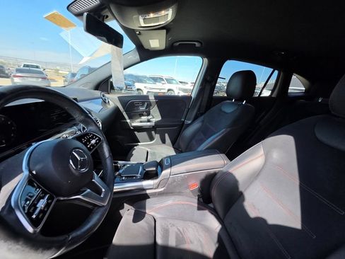 Used 2021 Mercedes-Benz GLA 250 4MATIC image 15
