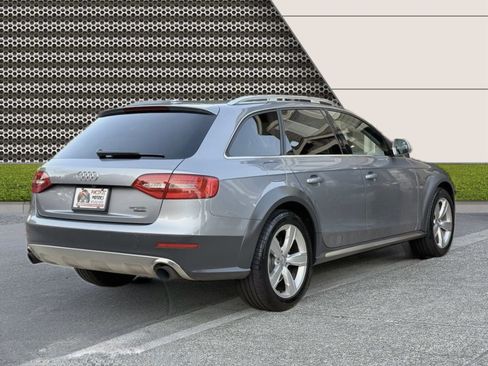 Used 2016 Audi A4 Premium Plus w/ Technology Package image 9