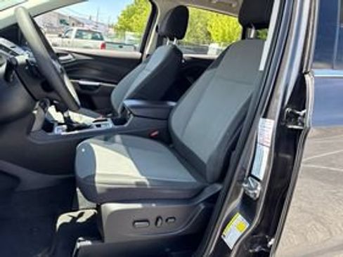 Used 2017 Ford Escape SE AWD/4WD image 7