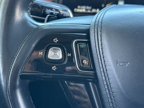 Used 2022 Lincoln Aviator Grand Touring w/ Class IV Trailer Tow Package AWD/4WD image 32