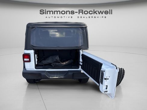 Used 2023 Jeep Wrangler Sport image 19