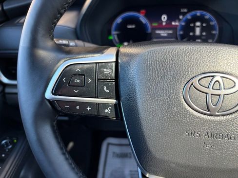 Used 2025 Toyota Grand Highlander AWD Hybrid image 29